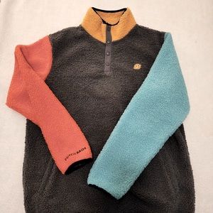 Dutch bros sweater, never worn